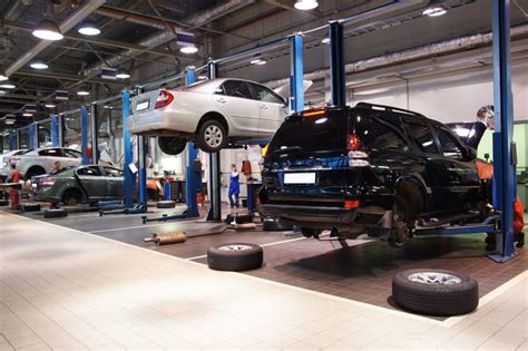 New Tires & Auto Repair in Tucson .